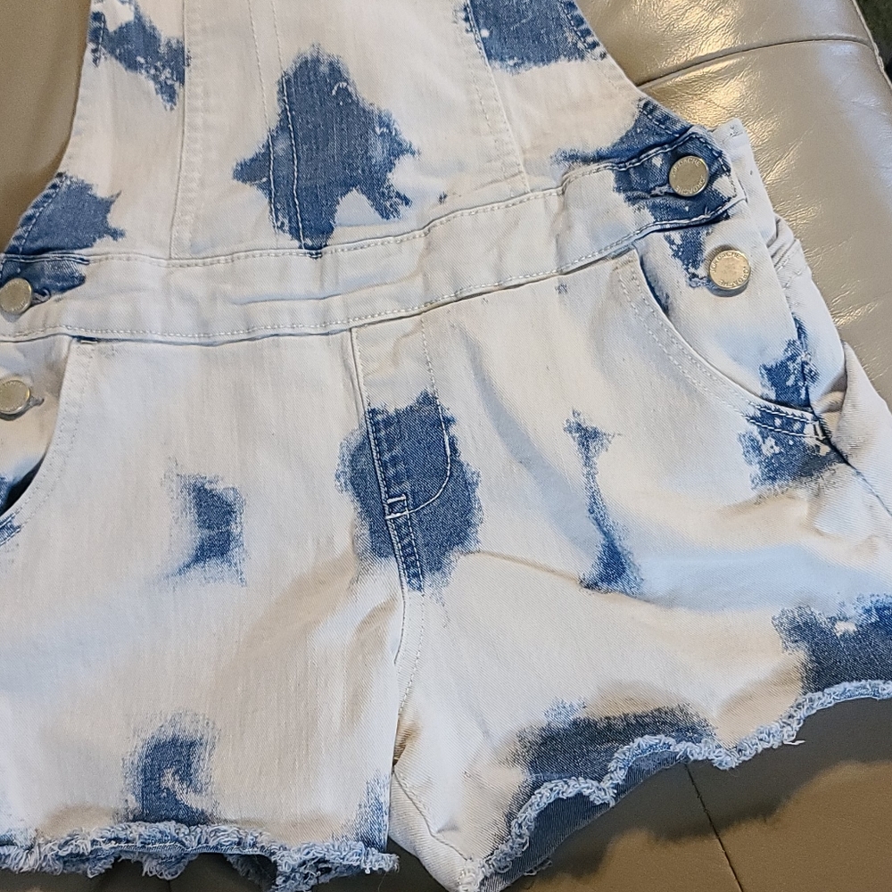 Girl's Overalls - Picture 2 of 5